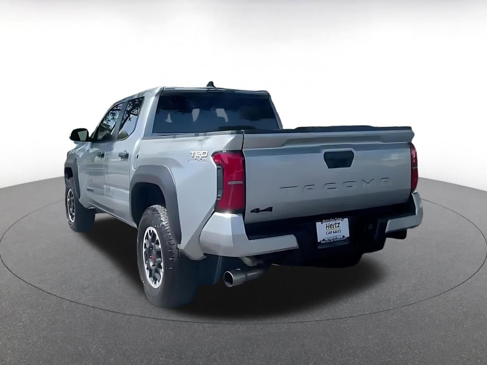 Thumbnail: 2024 Toyota Tacoma - 10