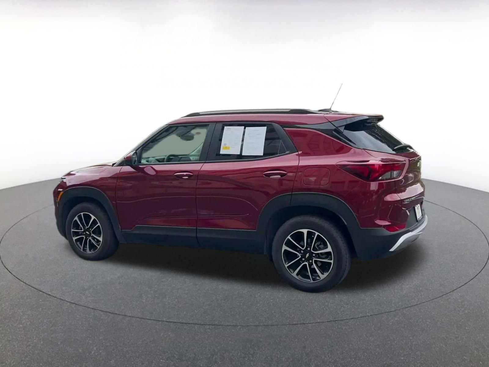 Thumbnail: 2025 Chevrolet TrailBlazer - 10