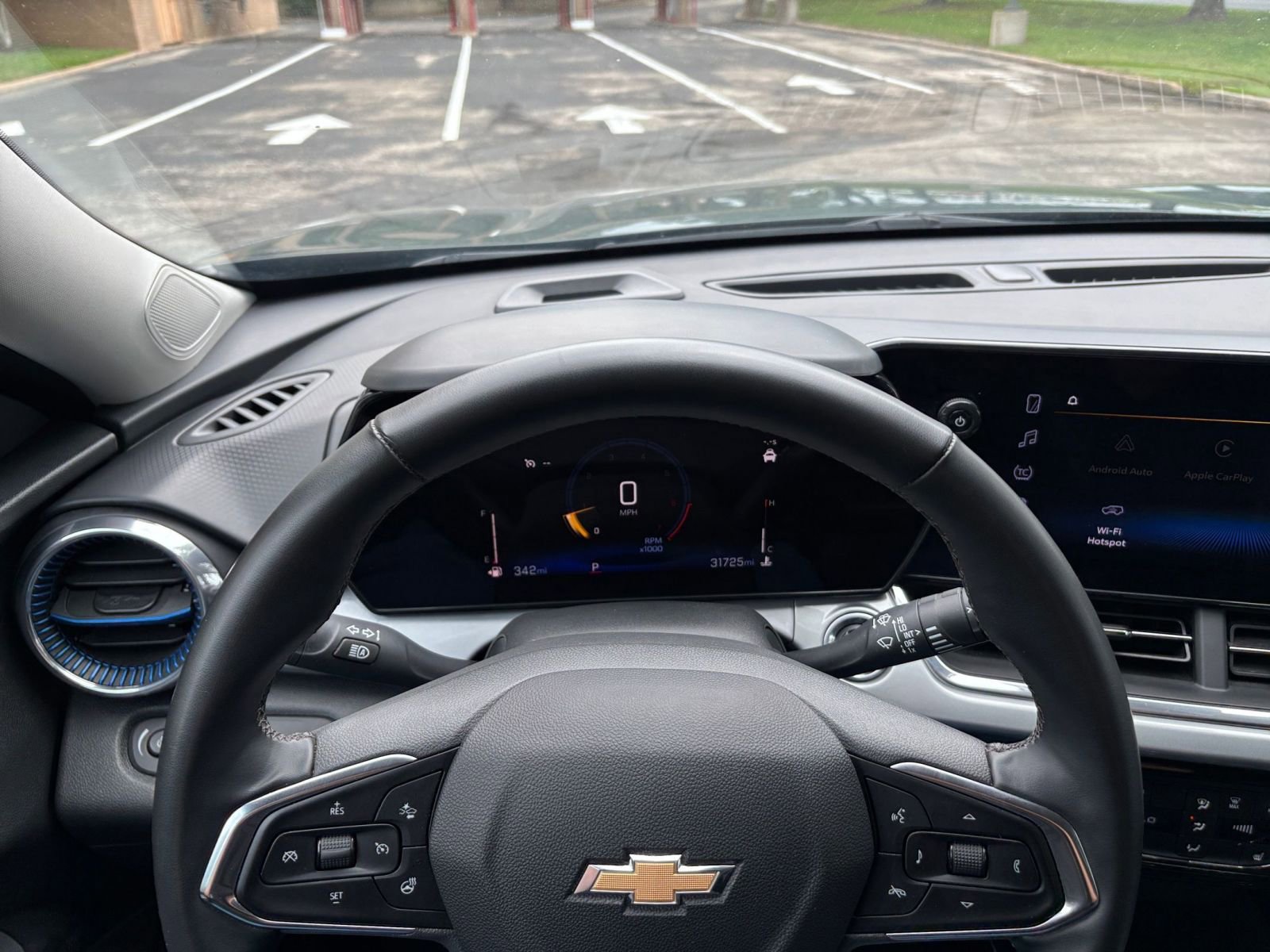 Thumbnail: 2025 Chevrolet Trax - 29