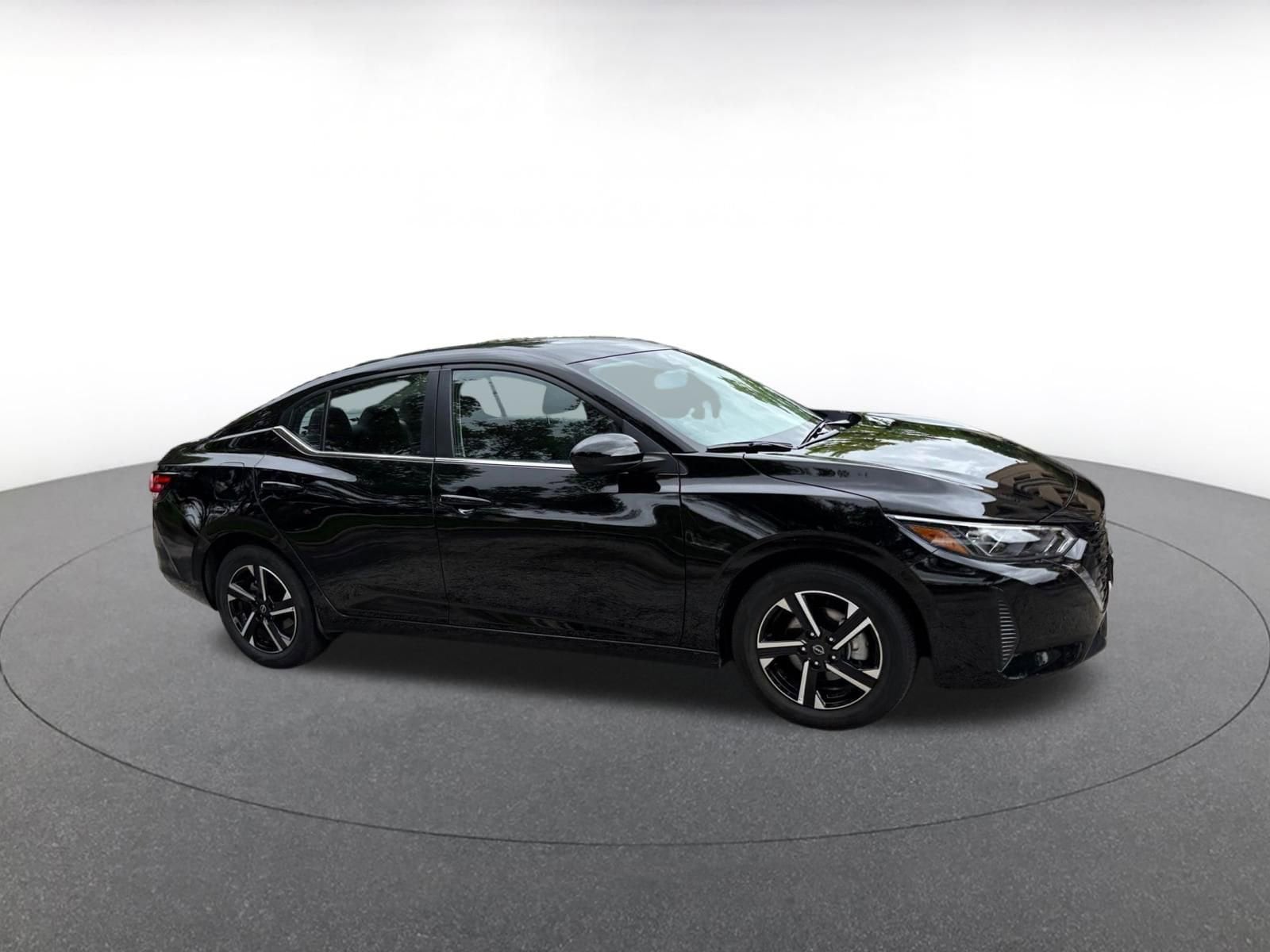 Thumbnail: 2025 Nissan Sentra - 1