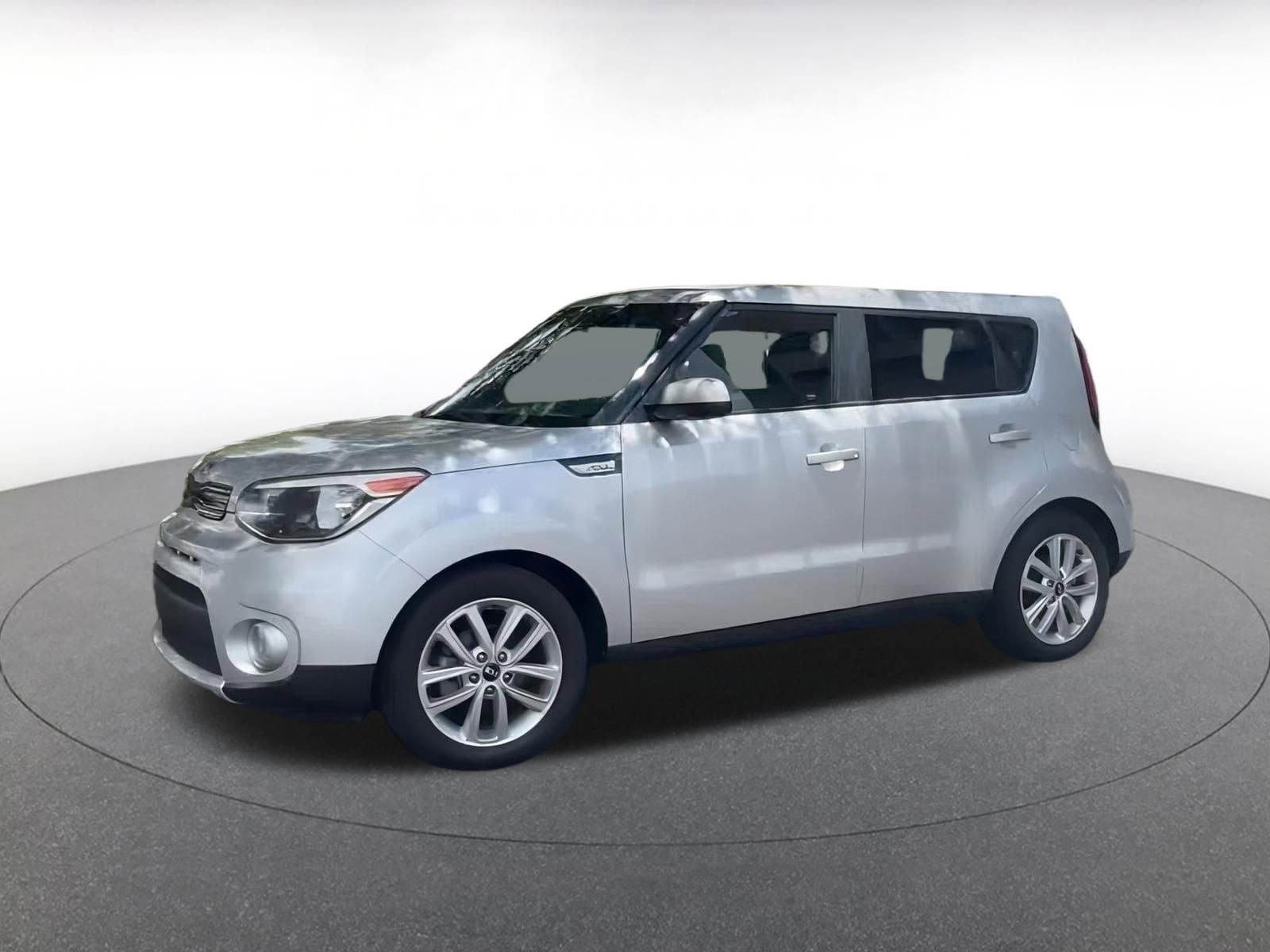 Thumbnail: 2017 Kia Soul - 13