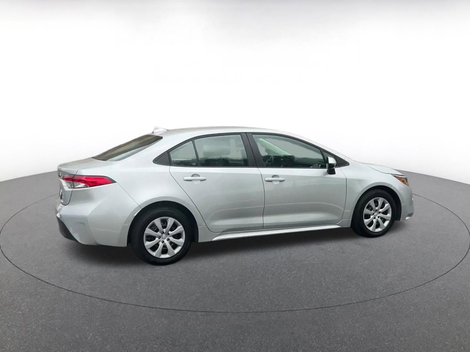 Thumbnail: 2025 Toyota Corolla - 15