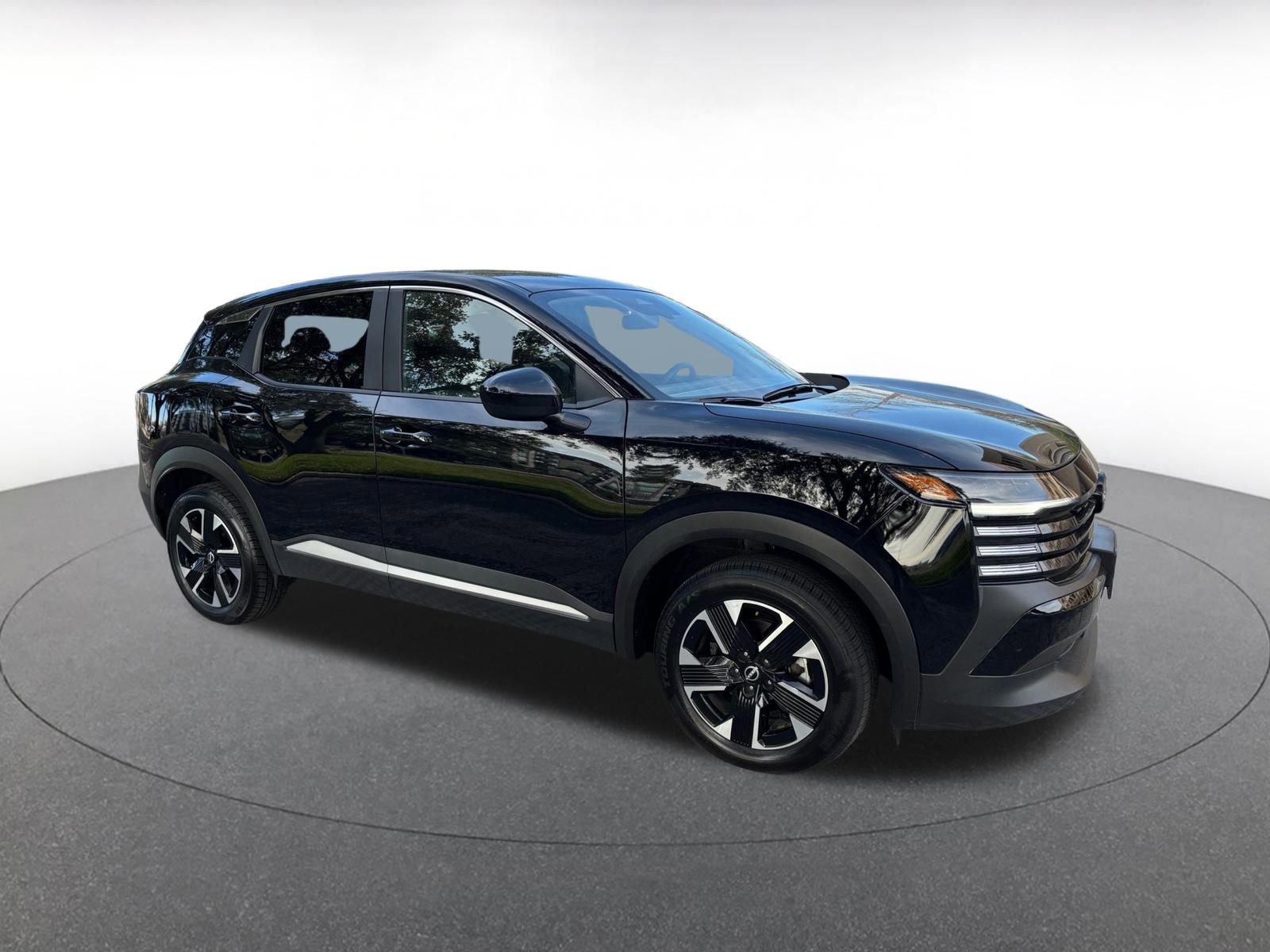Thumbnail: 2025 Nissan Kicks - 1