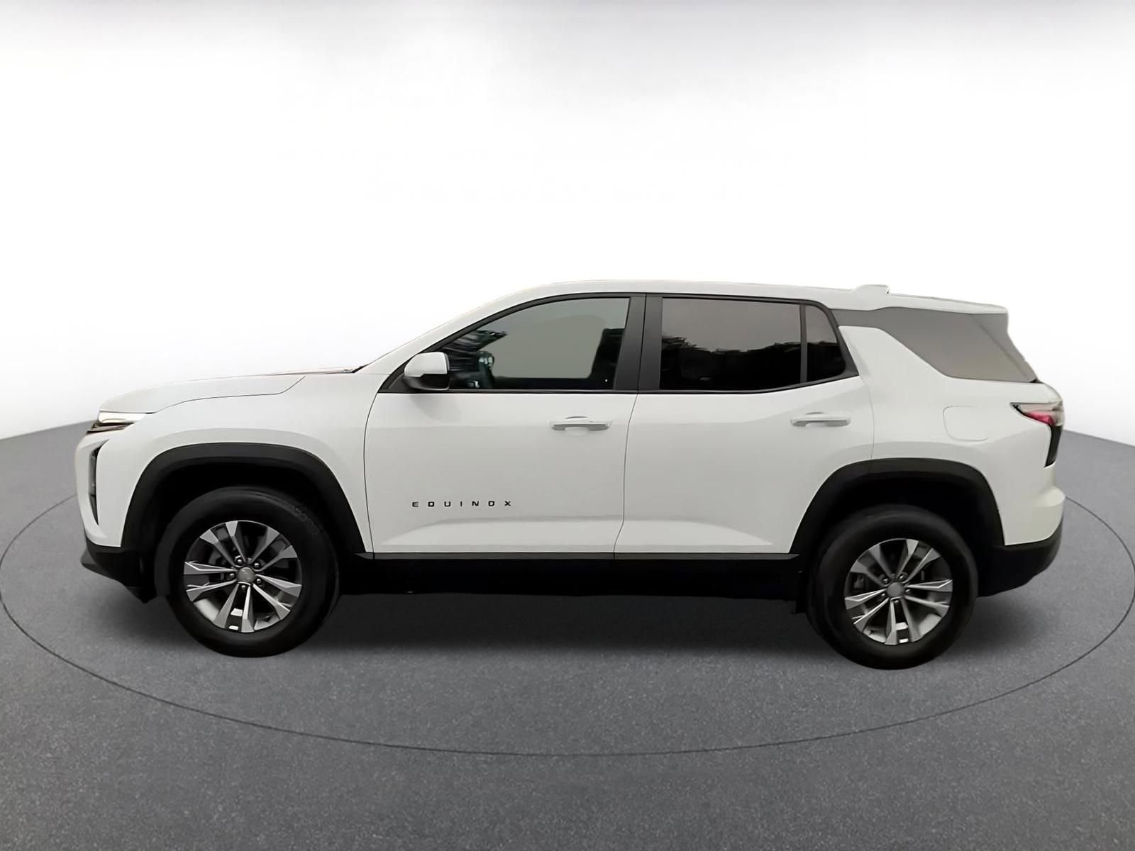 Thumbnail: 2025 Chevrolet Equinox - 8