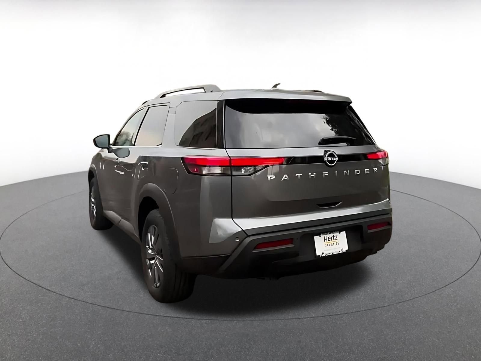 Thumbnail: 2025 Nissan Pathfinder - 11