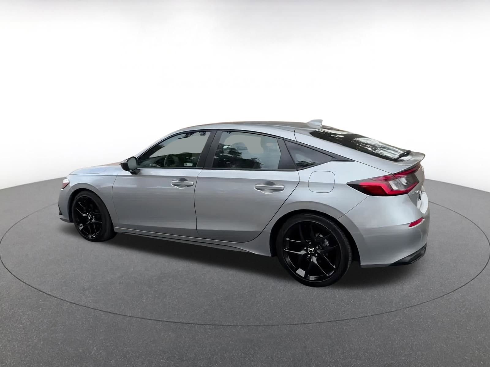 Thumbnail: 2024 Honda Civic - 10