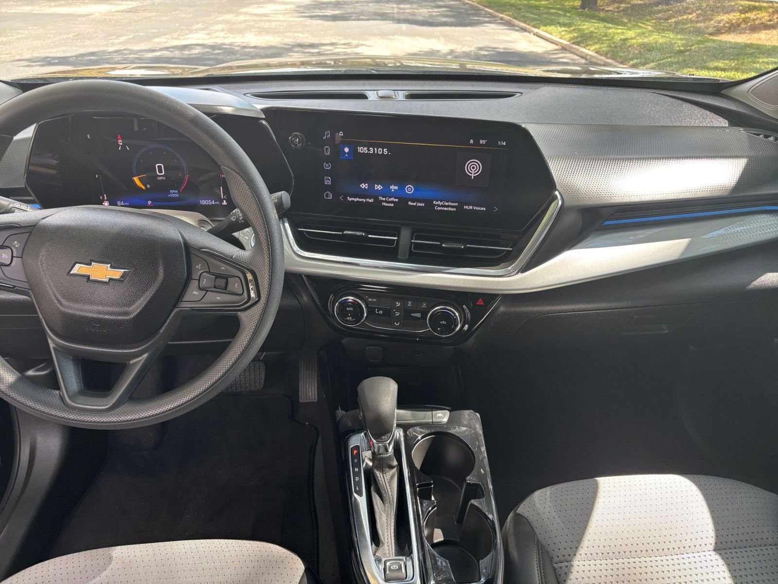 Thumbnail: 2025 Chevrolet Trax - 27