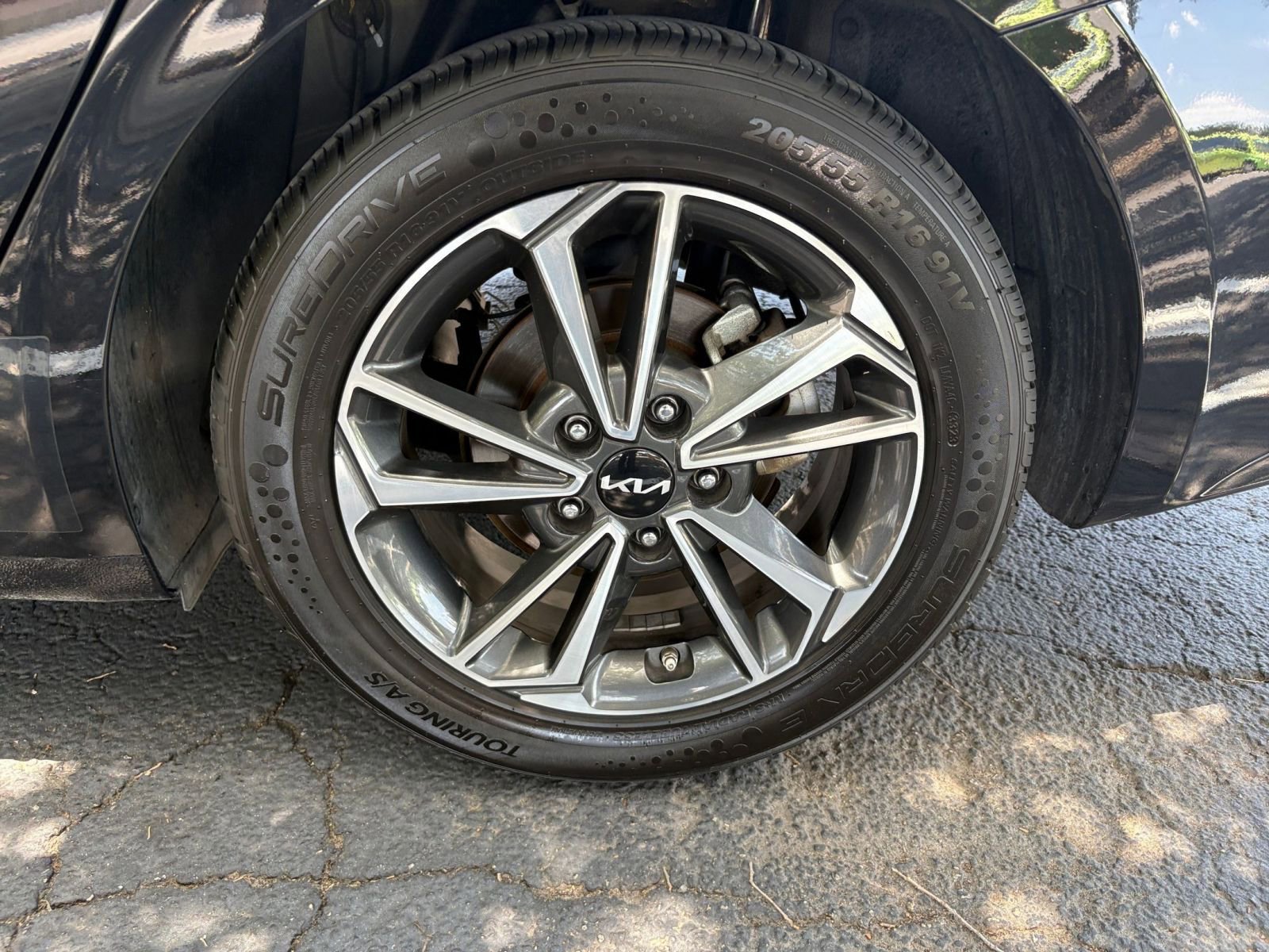 Thumbnail: 2023 Kia Forte - 28