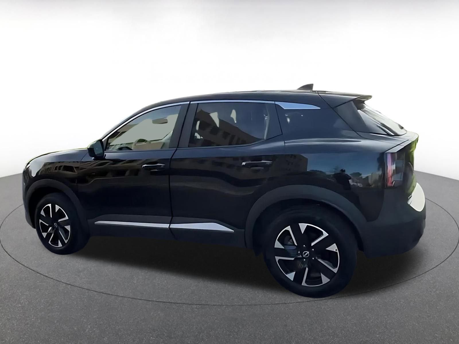 Thumbnail: 2025 Nissan Kicks - 10