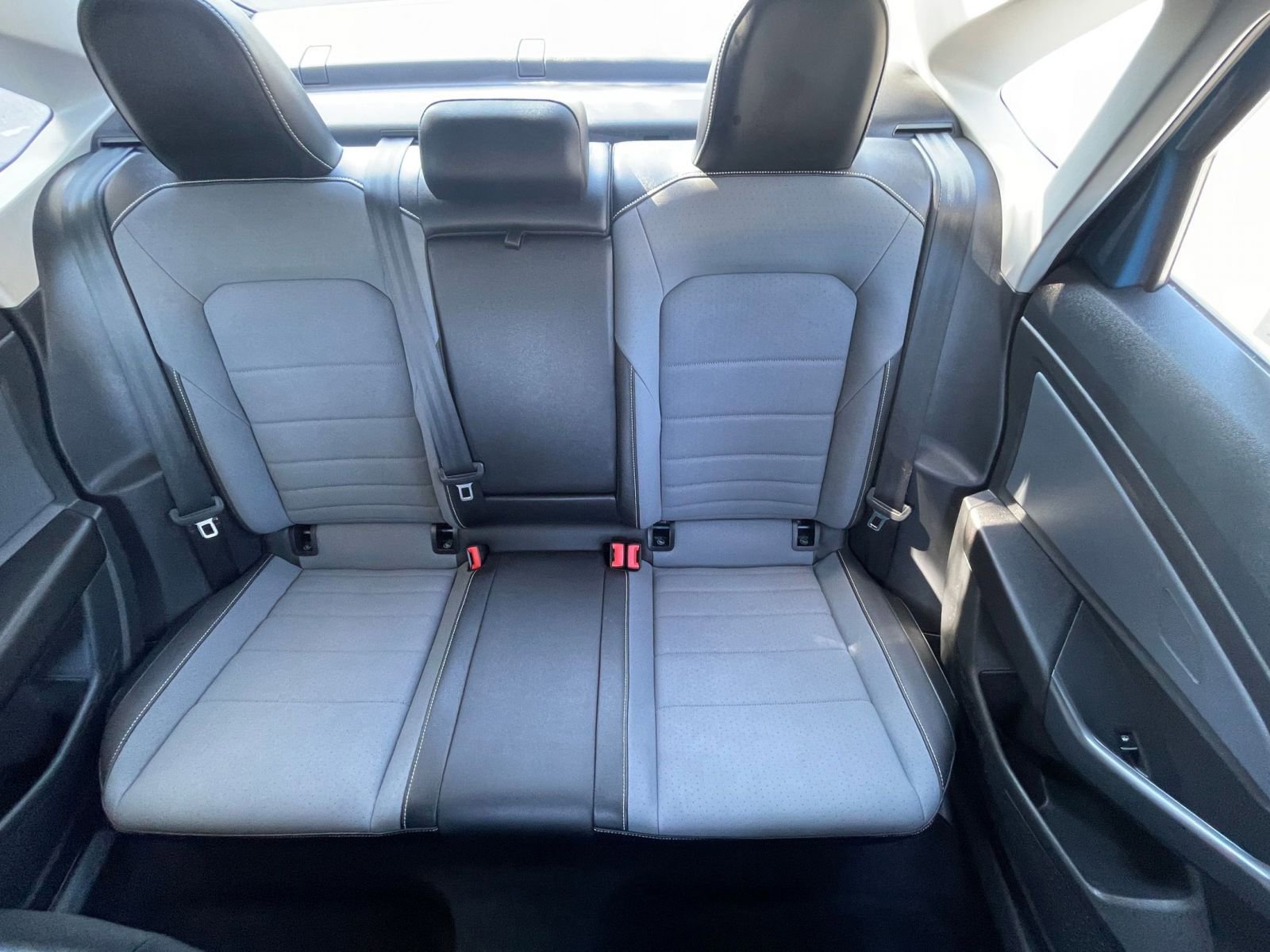 Thumbnail: 2025 Volkswagen Jetta - 32