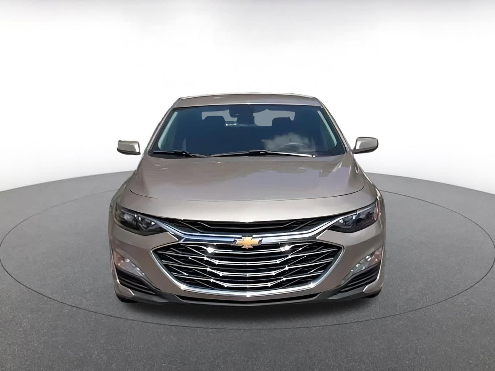 Thumbnail: 2024 Chevrolet Malibu - 5