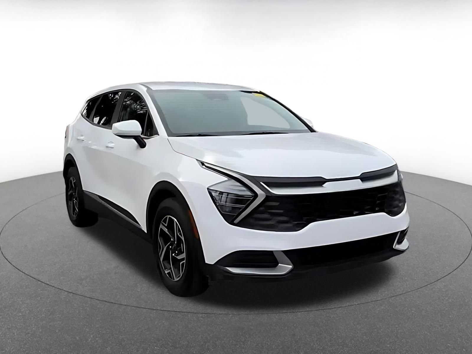 Thumbnail: 2025 Kia Sportage - 3