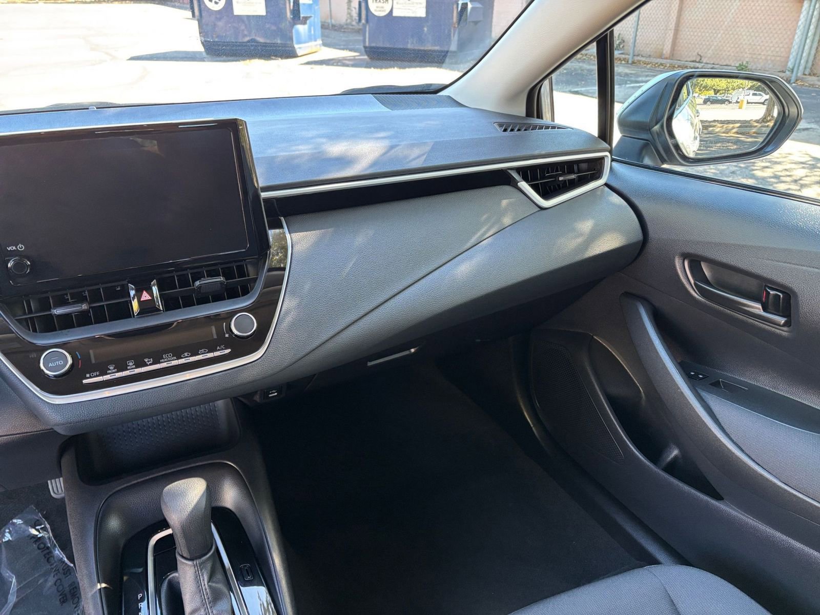 Thumbnail: 2025 Toyota Corolla - 29