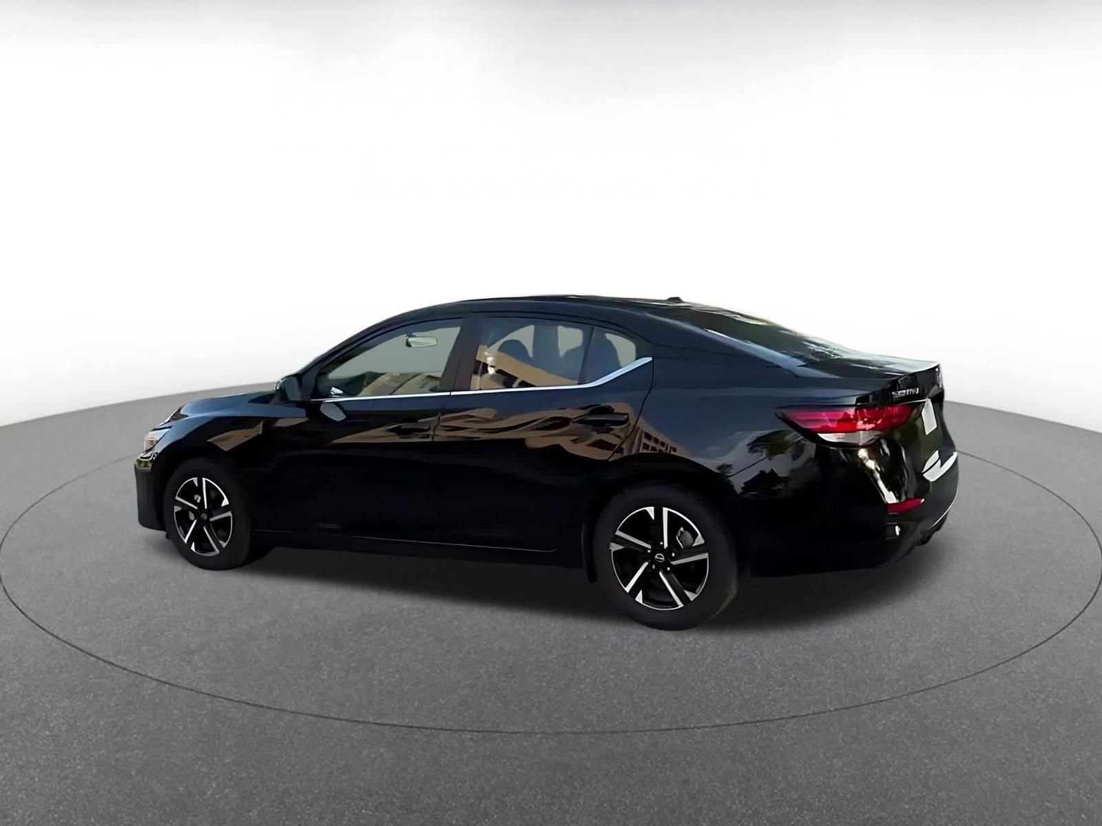 Thumbnail: 2025 Nissan Sentra - 10