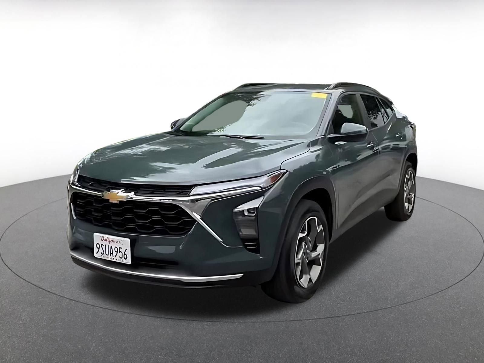 Thumbnail: 2025 Chevrolet Trax - 6