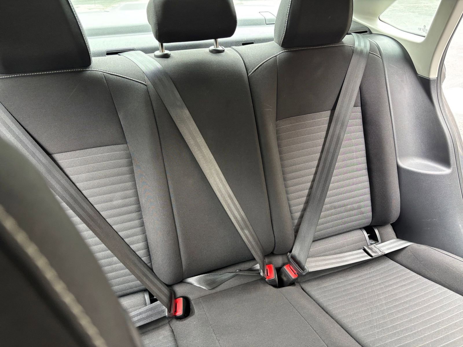 Thumbnail: 2025 Volkswagen Jetta - 32