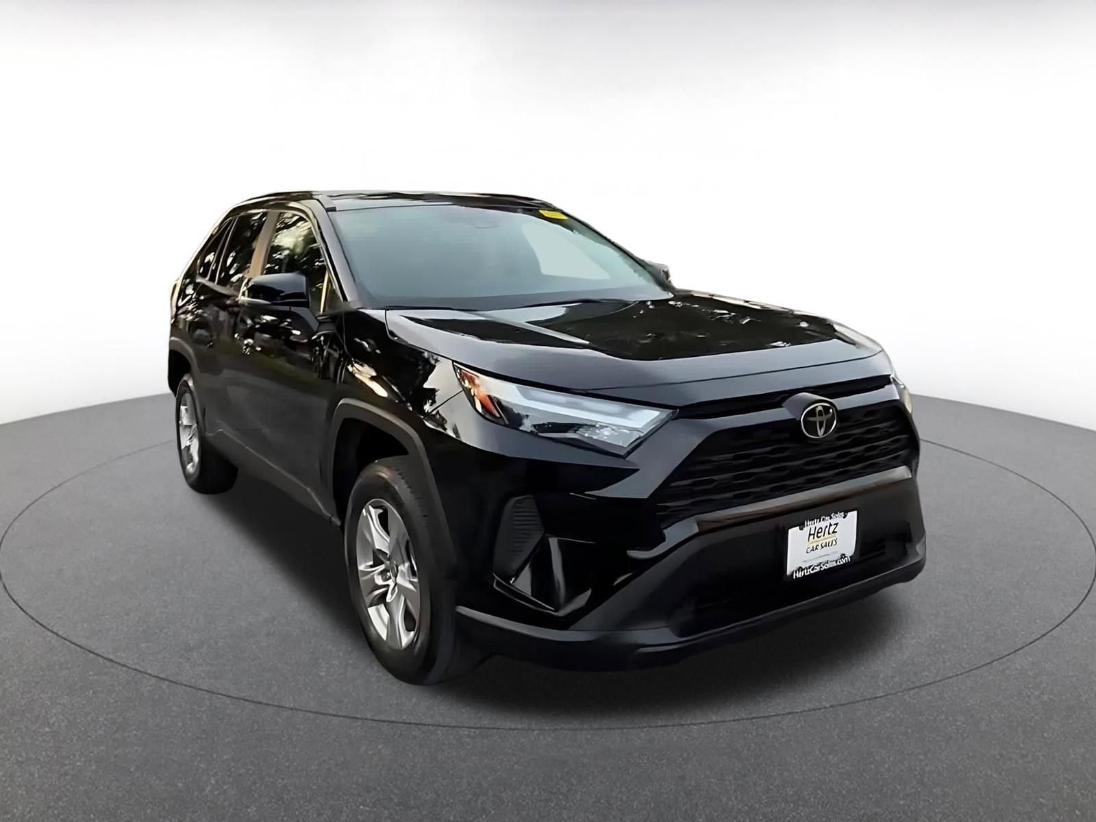 Thumbnail: 2025 Toyota RAV4 - 3