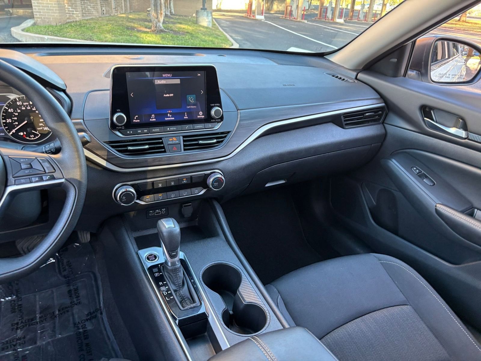 Thumbnail: 2025 Nissan Altima - 30