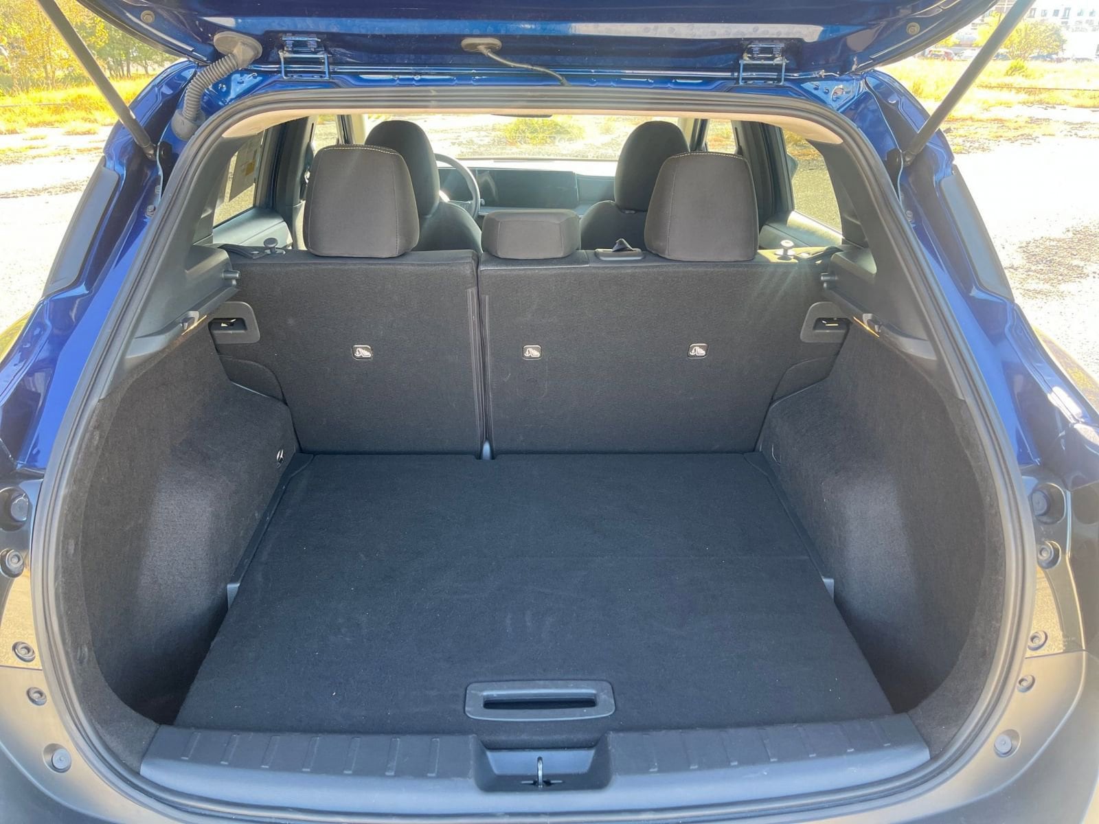 Thumbnail: 2025 Nissan Kicks - 29