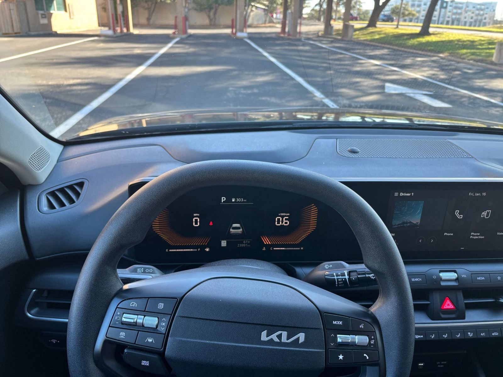 Thumbnail: 2025 Kia K4 - 28