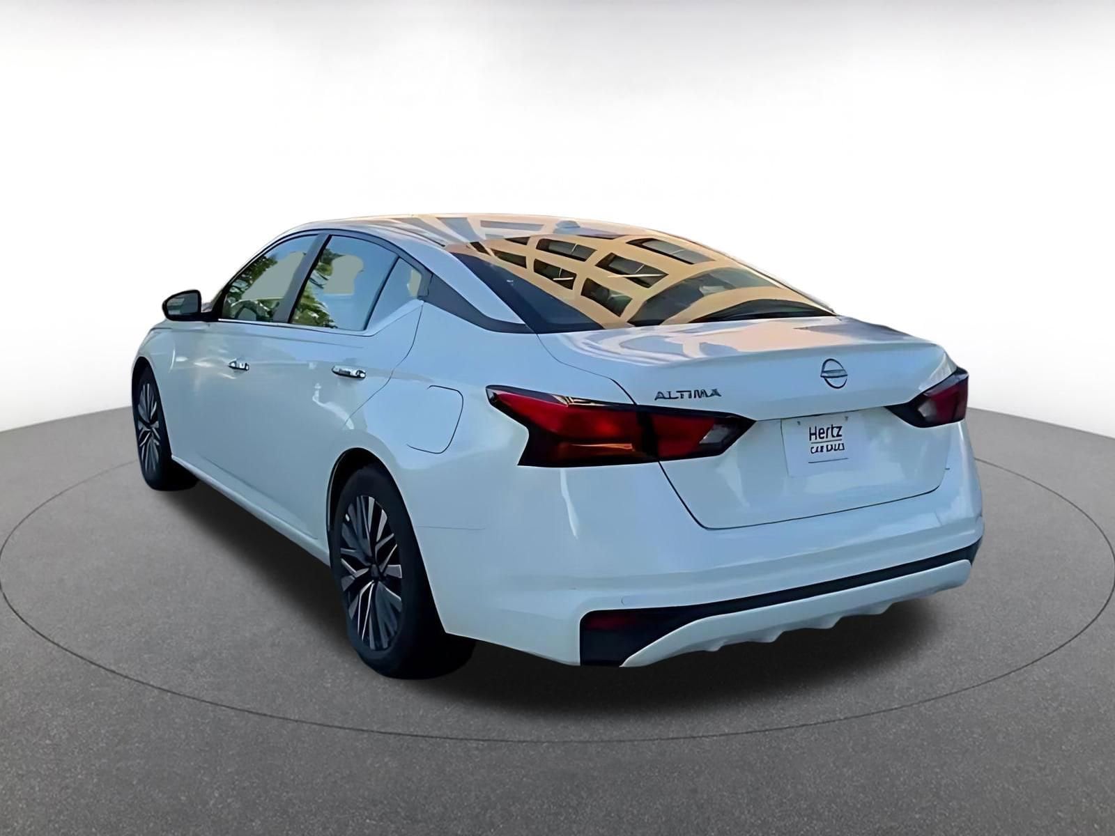 Thumbnail: 2025 Nissan Altima - 11