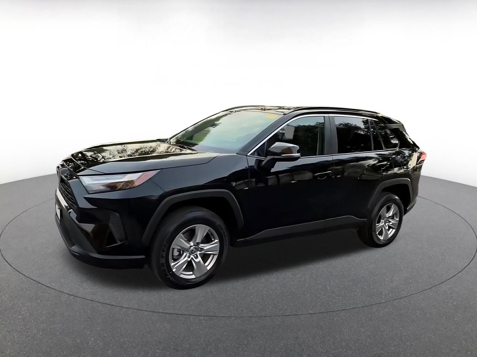 Thumbnail: 2025 Toyota RAV4 - 7