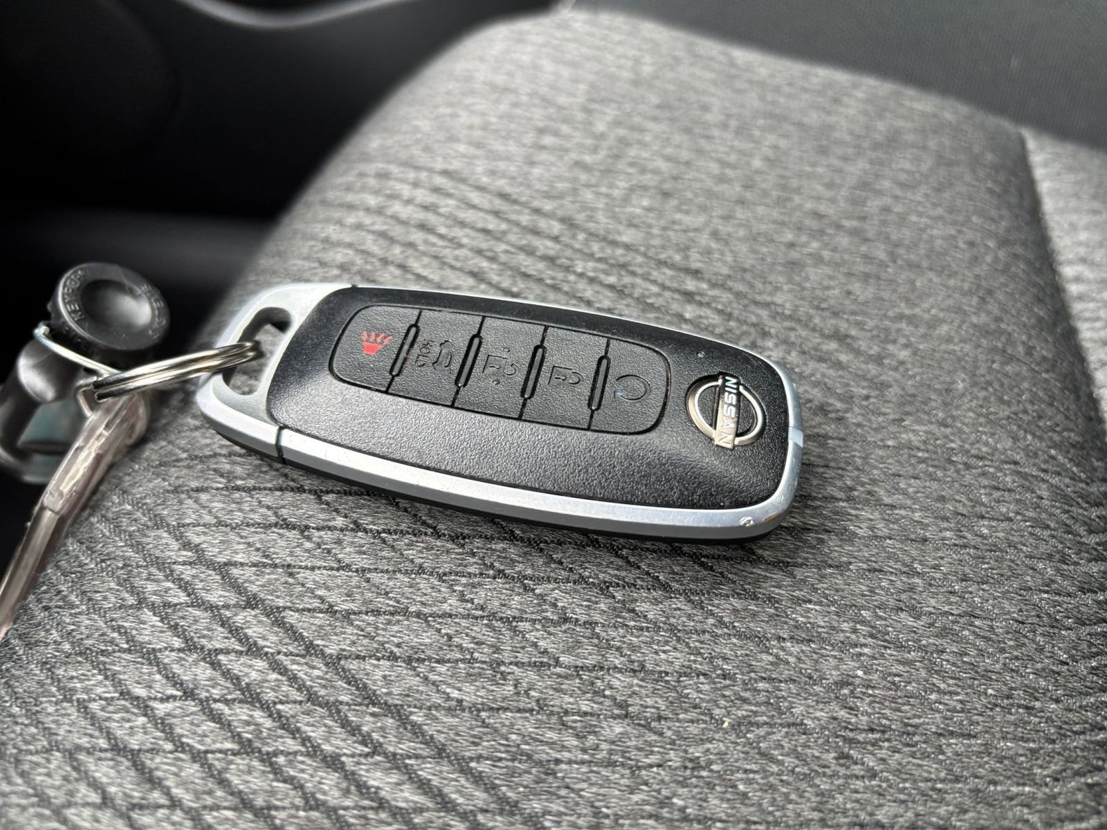 Thumbnail: 2025 Nissan Rogue - 18