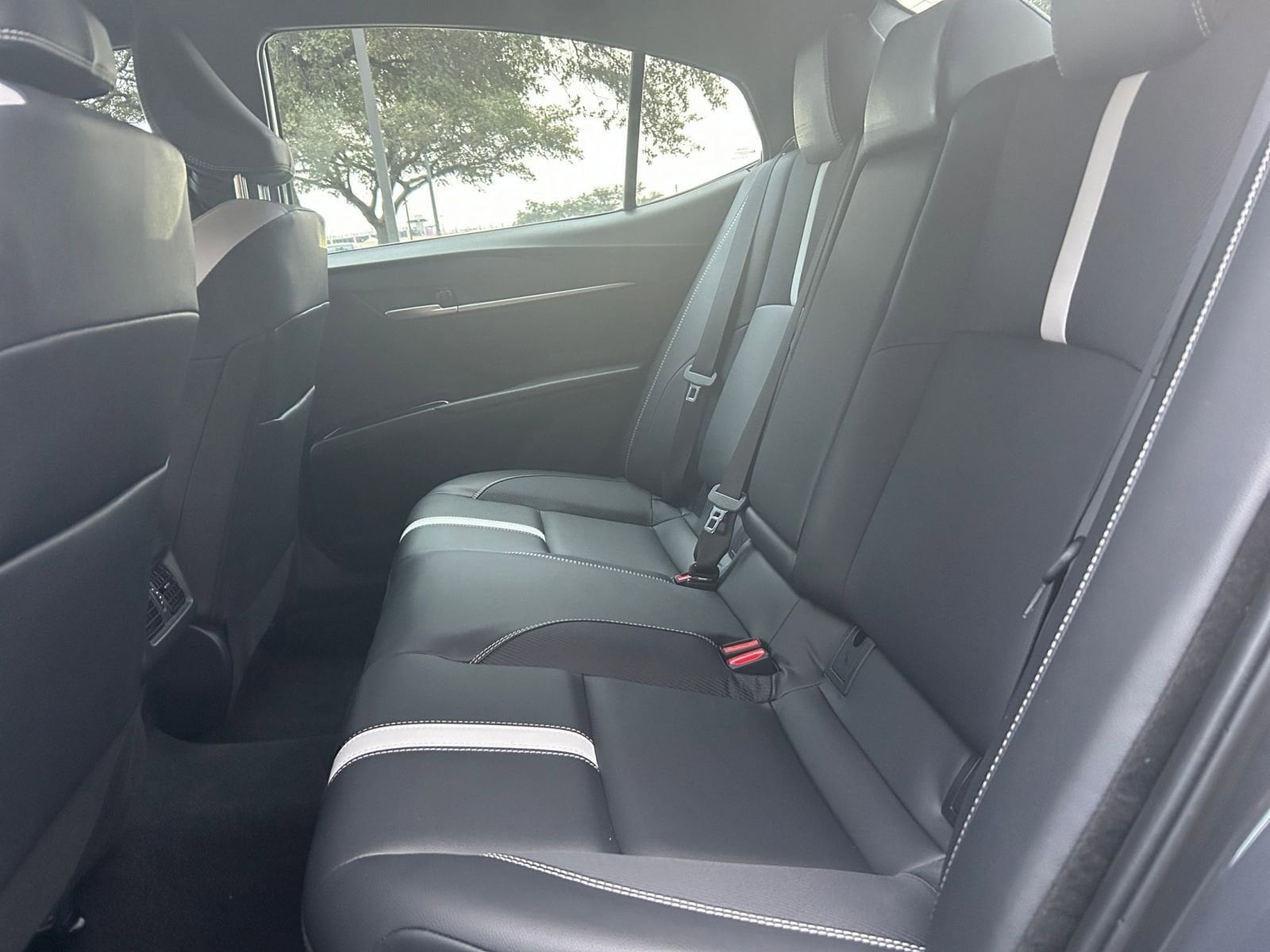 Thumbnail: 2025 Toyota Camry - 27