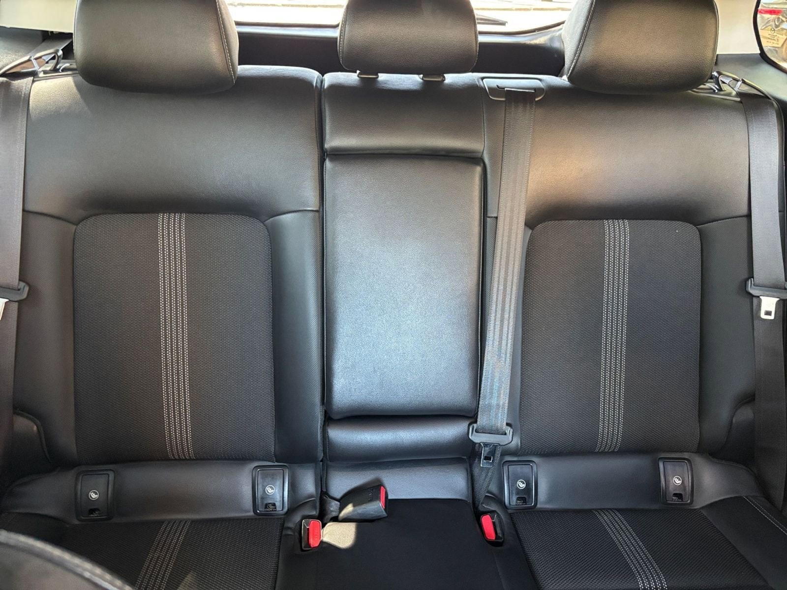 Thumbnail: 2025 Mazda CX-50 - 32