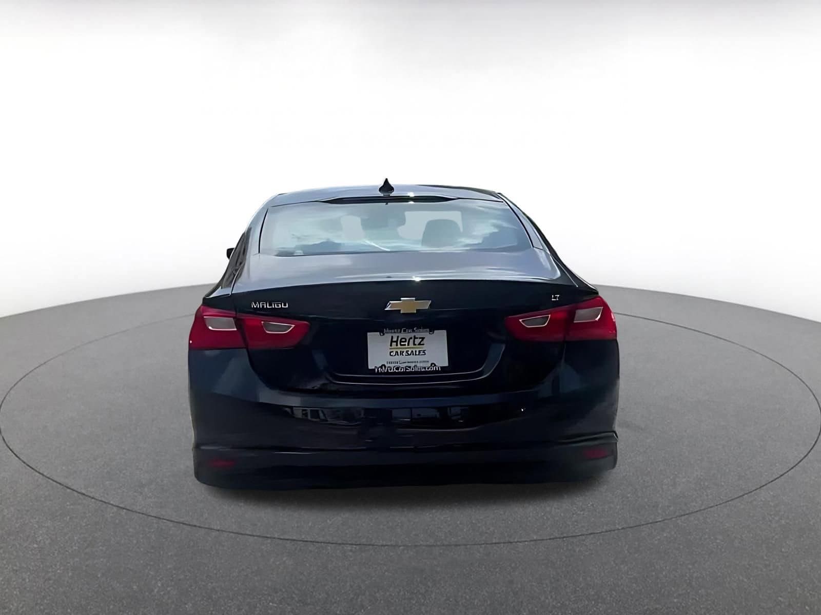 Thumbnail: 2023 Chevrolet Malibu - 11