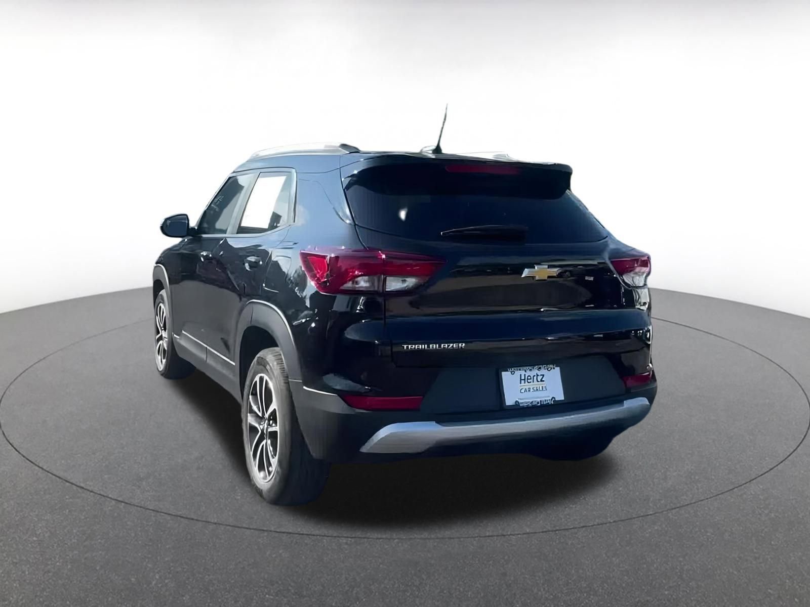 Thumbnail: 2025 Chevrolet TrailBlazer - 10