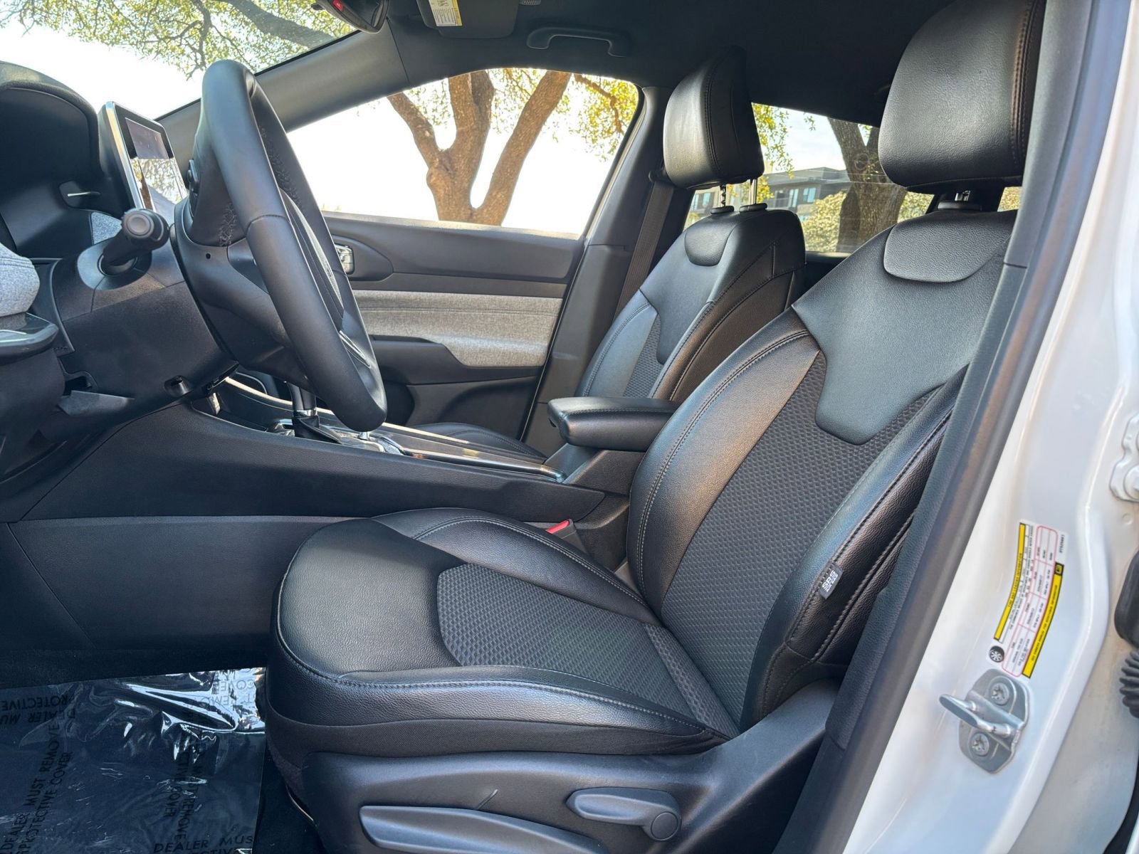 Thumbnail: 2025 Jeep Compass - 22