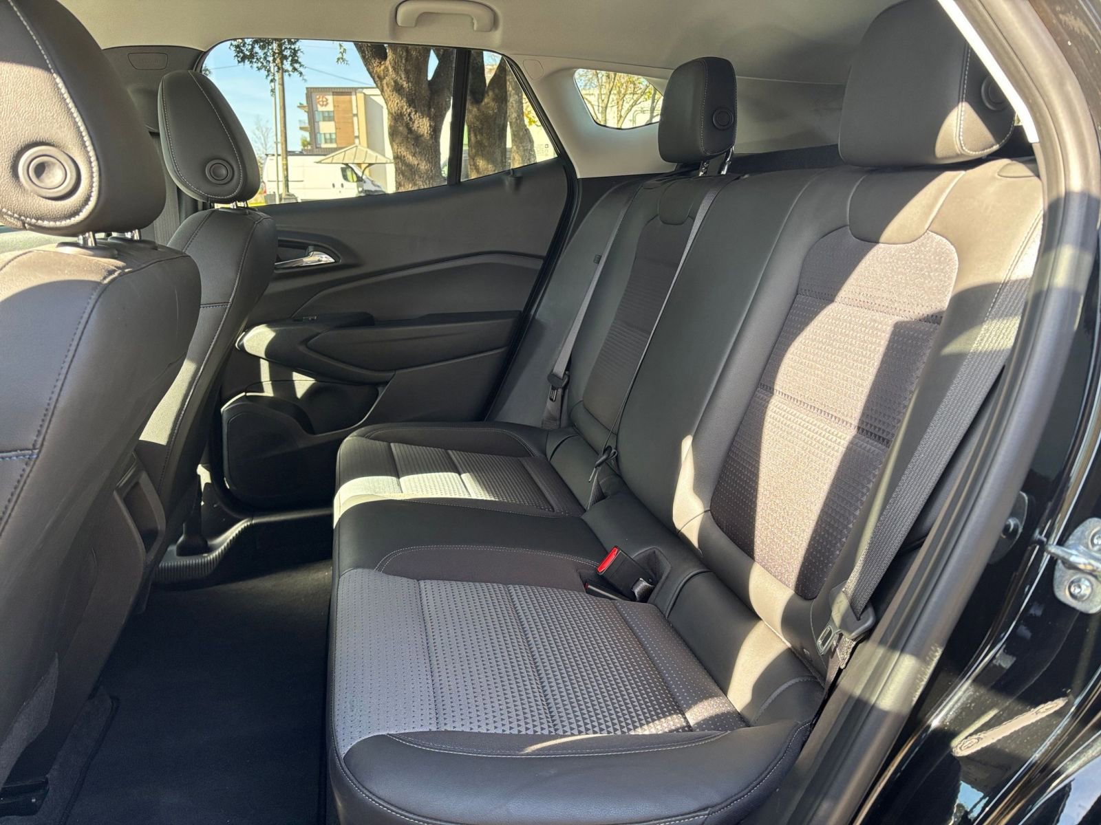 Thumbnail: 2025 Chevrolet Trax - 20