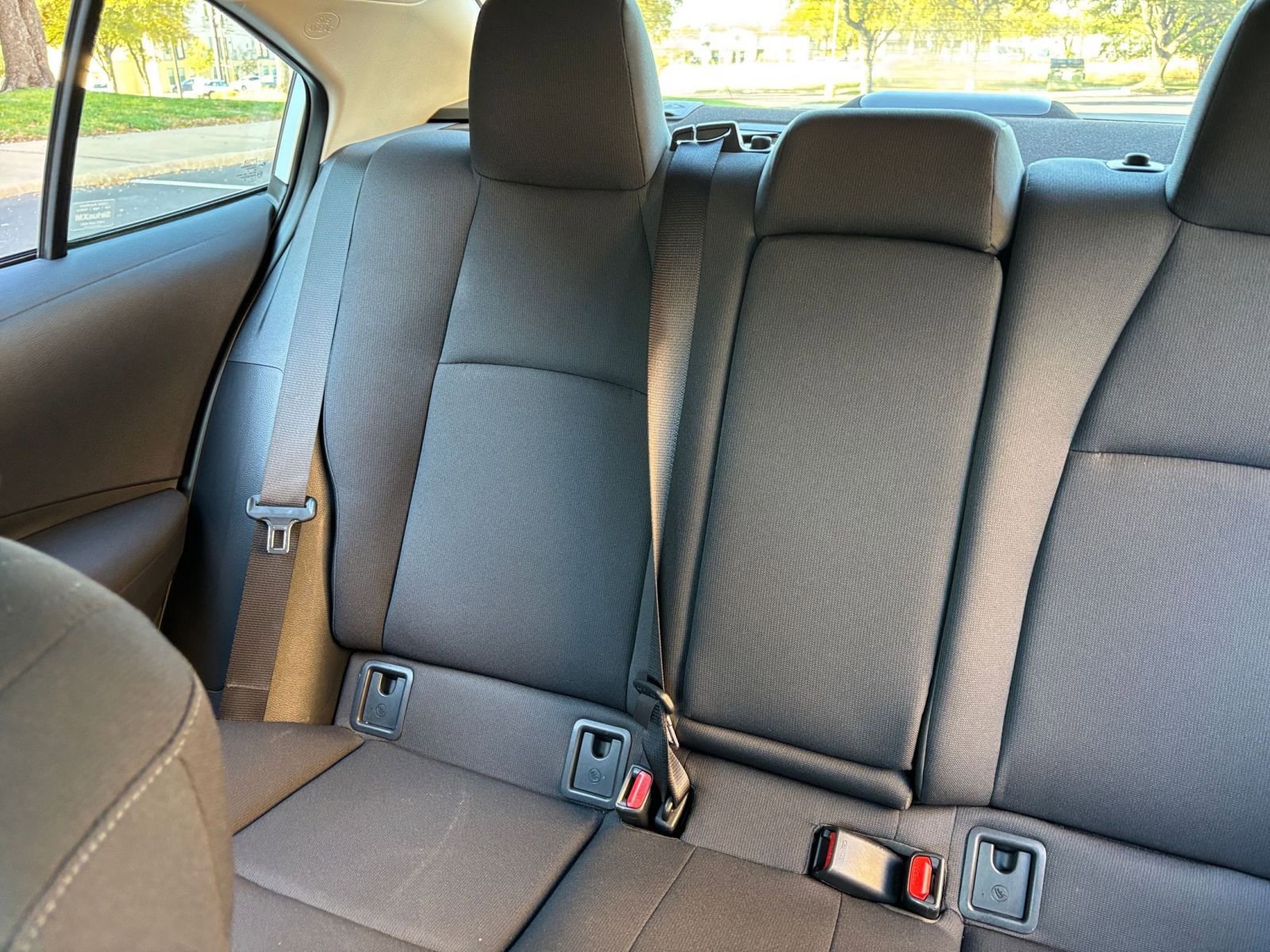 Thumbnail: 2025 Toyota Corolla - 33