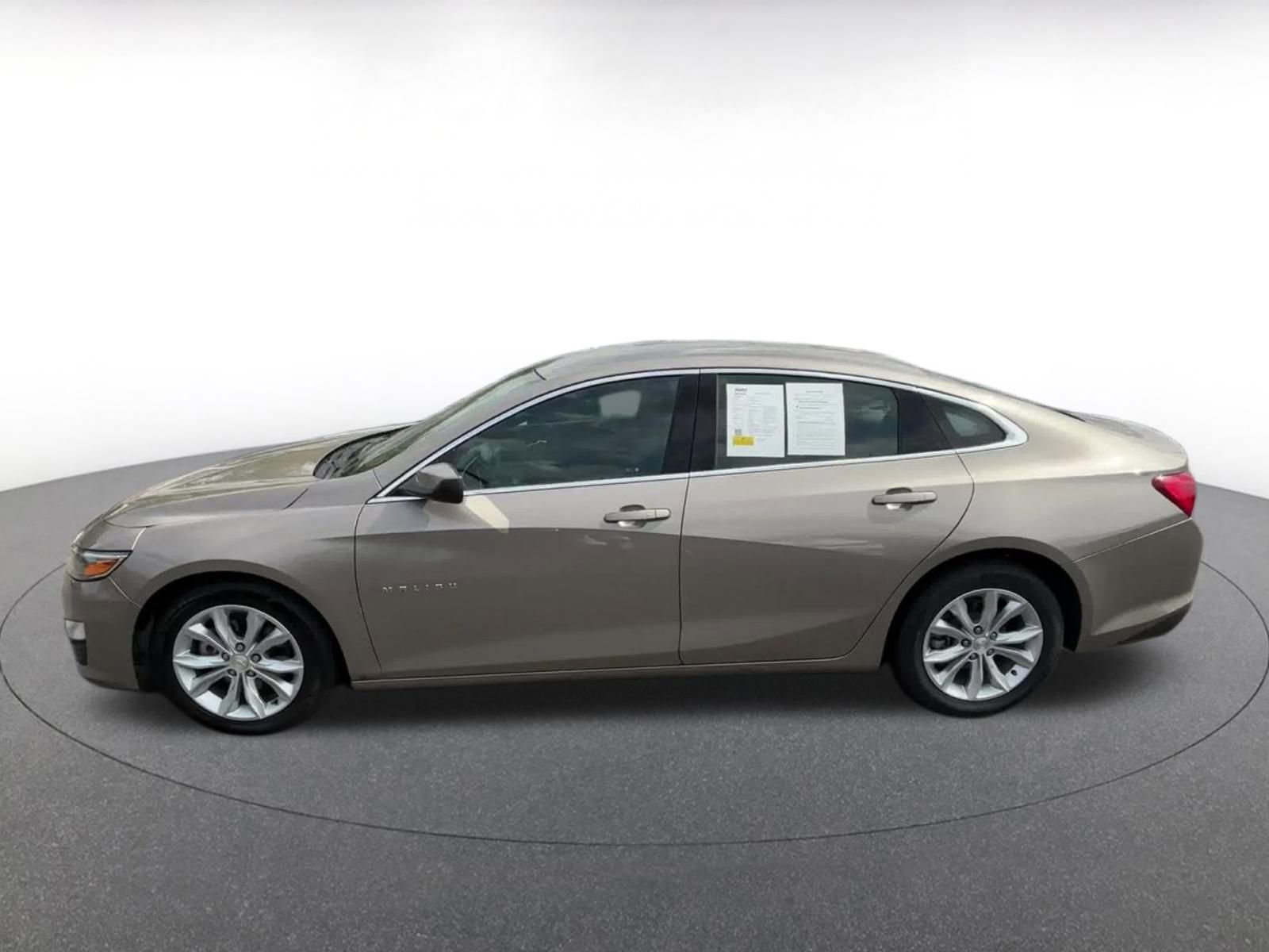 Thumbnail: 2024 Chevrolet Malibu - 8