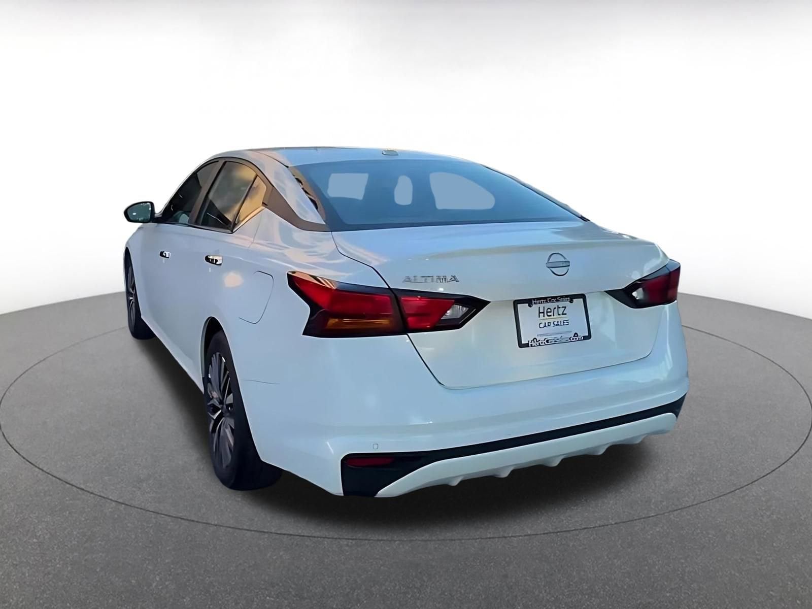 Thumbnail: 2025 Nissan Altima - 11