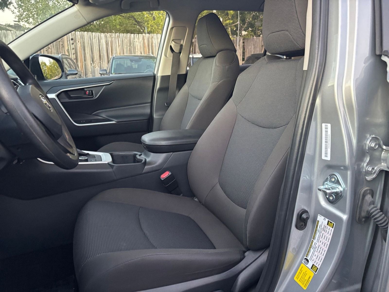 Thumbnail: 2025 Toyota RAV4 - 21