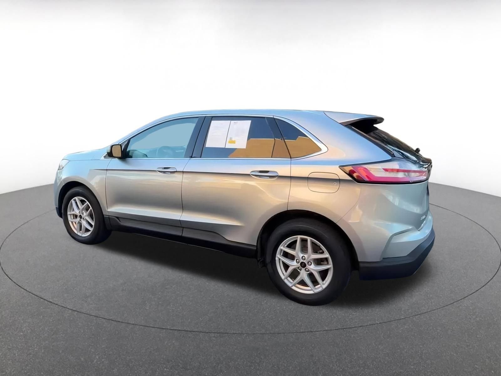 Thumbnail: 2023 Ford Edge - 10