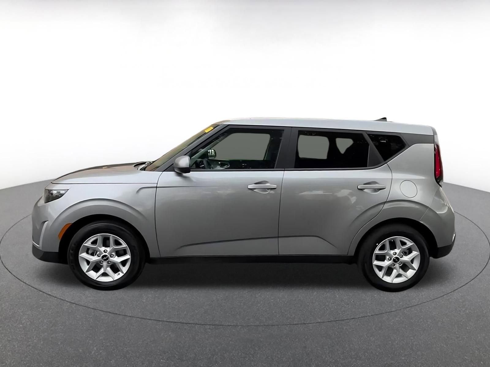 Thumbnail: 2025 Kia Soul - 8