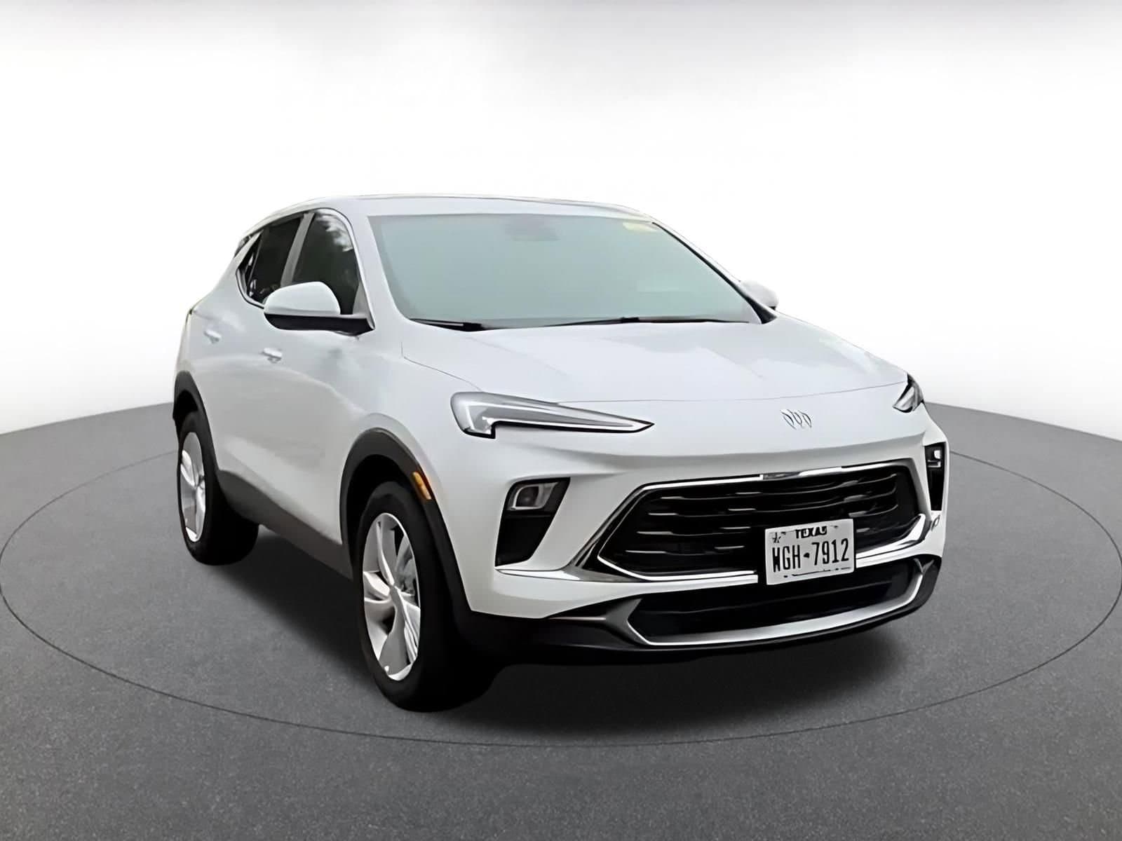 Thumbnail: 2025 Buick Encore GX - 3