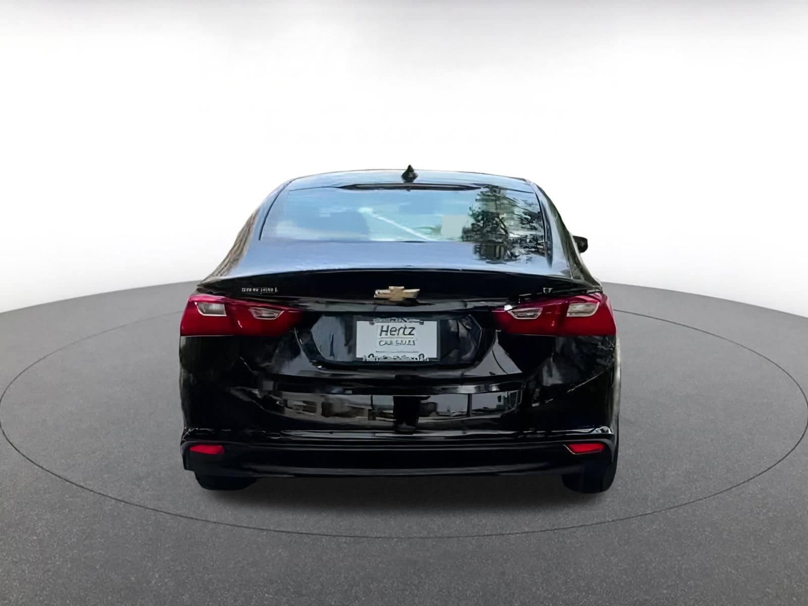 Thumbnail: 2023 Chevrolet Malibu - 10