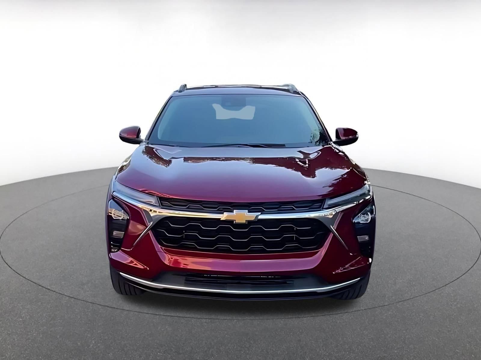 Thumbnail: 2025 Chevrolet Trax - 5