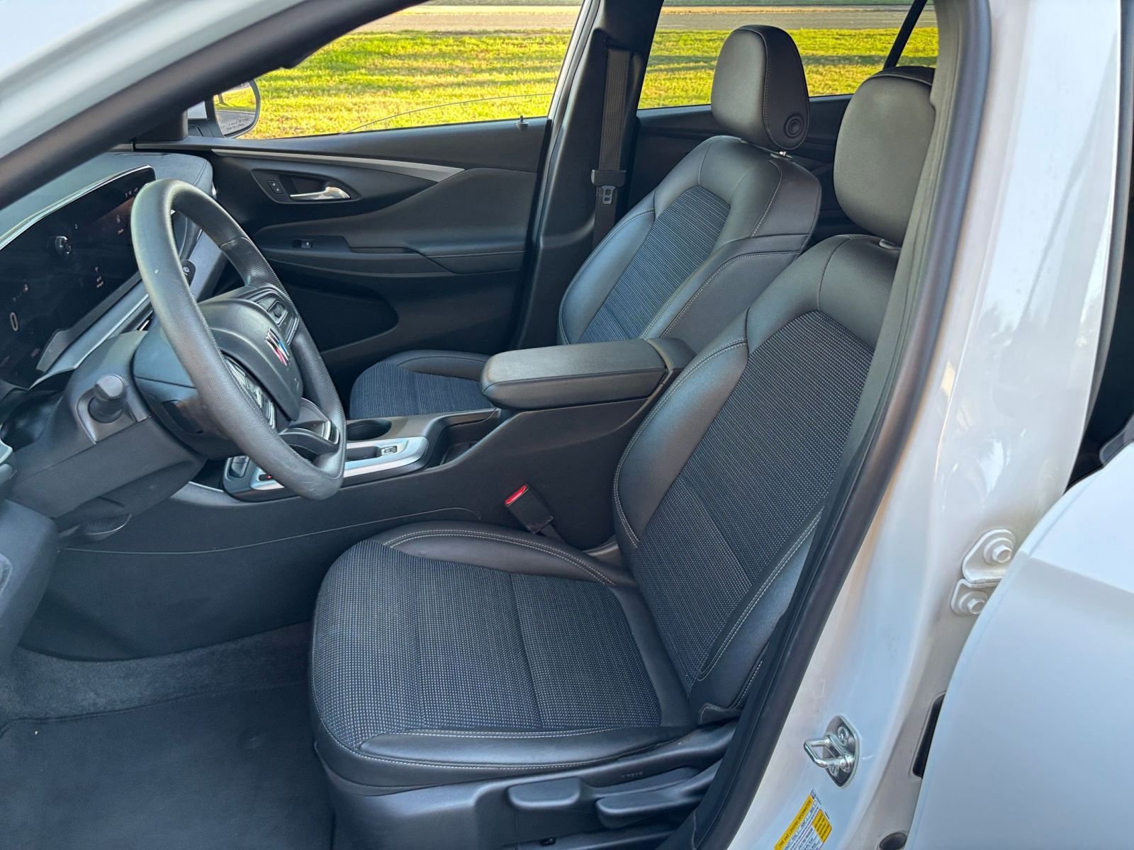 Thumbnail: 2025 Buick Envista - 31