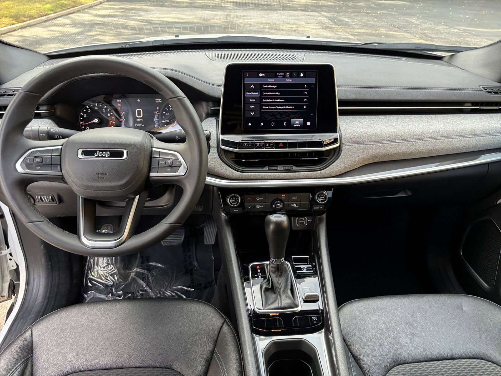 Thumbnail: 2025 Jeep Compass - 28