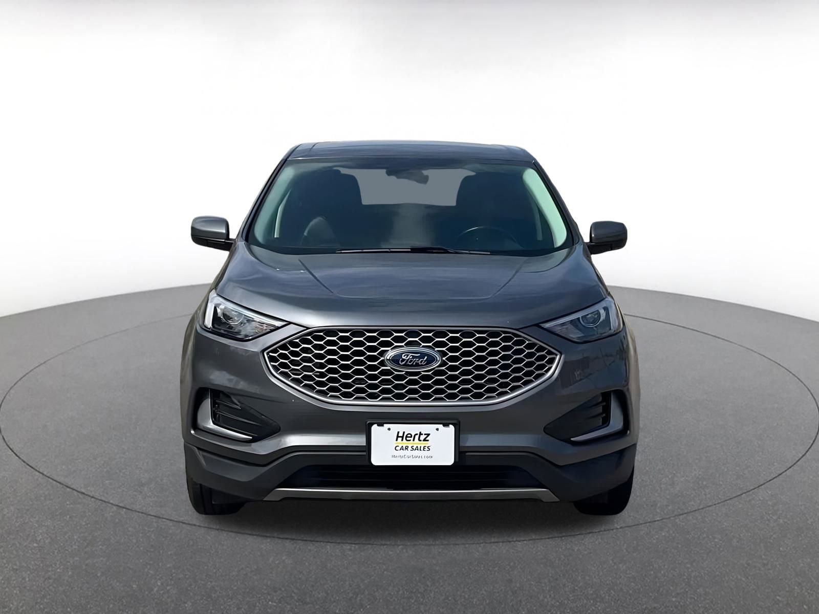 Thumbnail: 2023 Ford Edge - 5