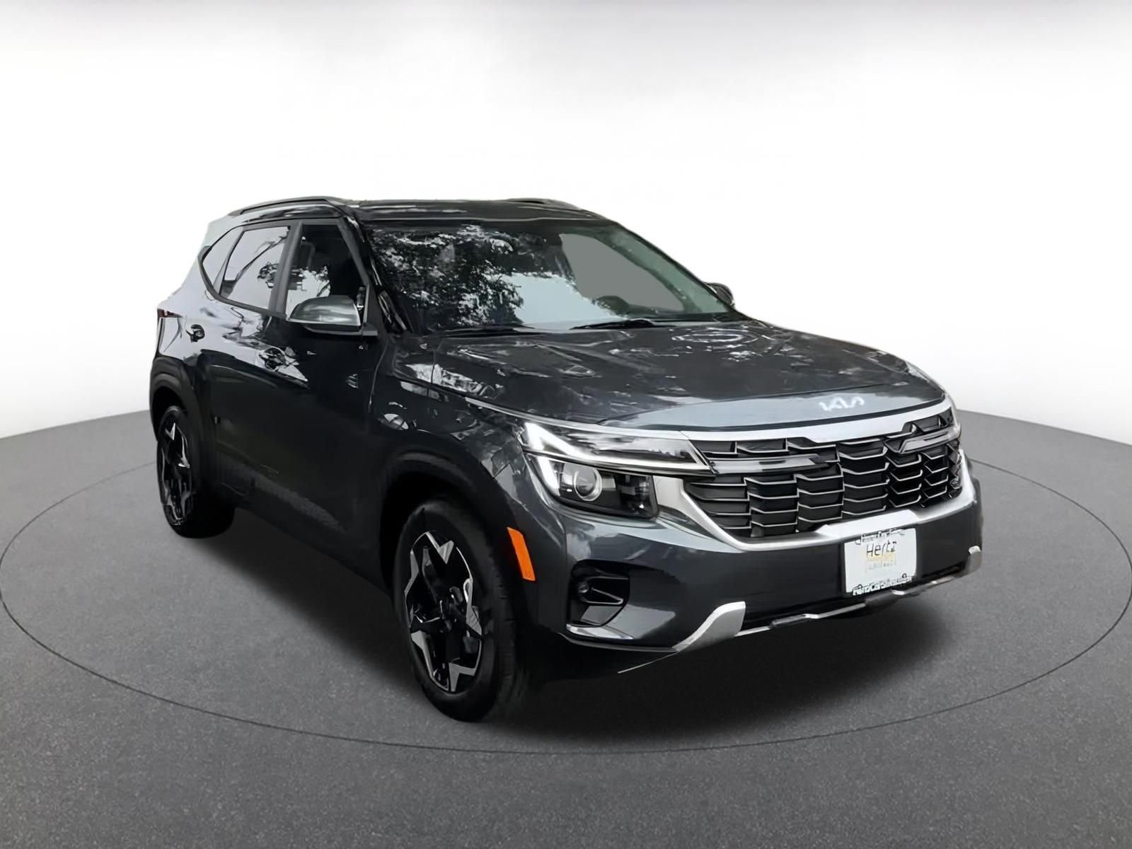 Thumbnail: 2025 Kia Seltos - 3