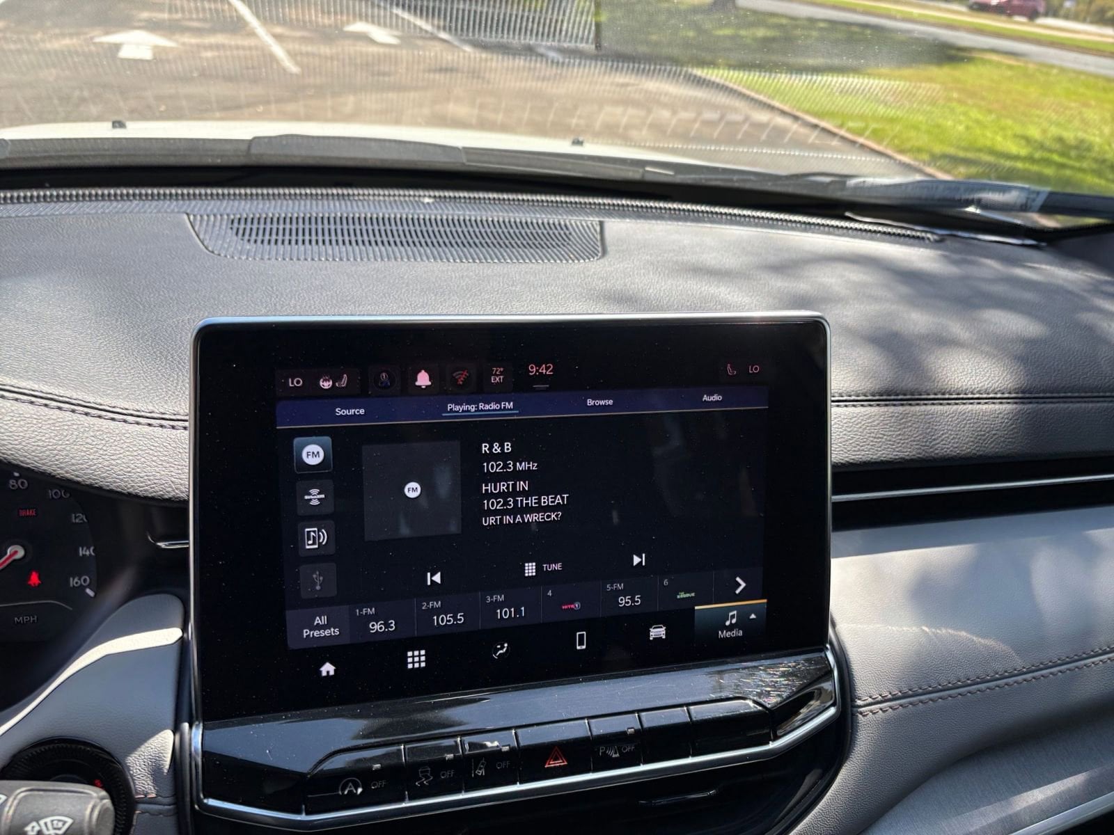 Thumbnail: 2025 Jeep Compass - 17