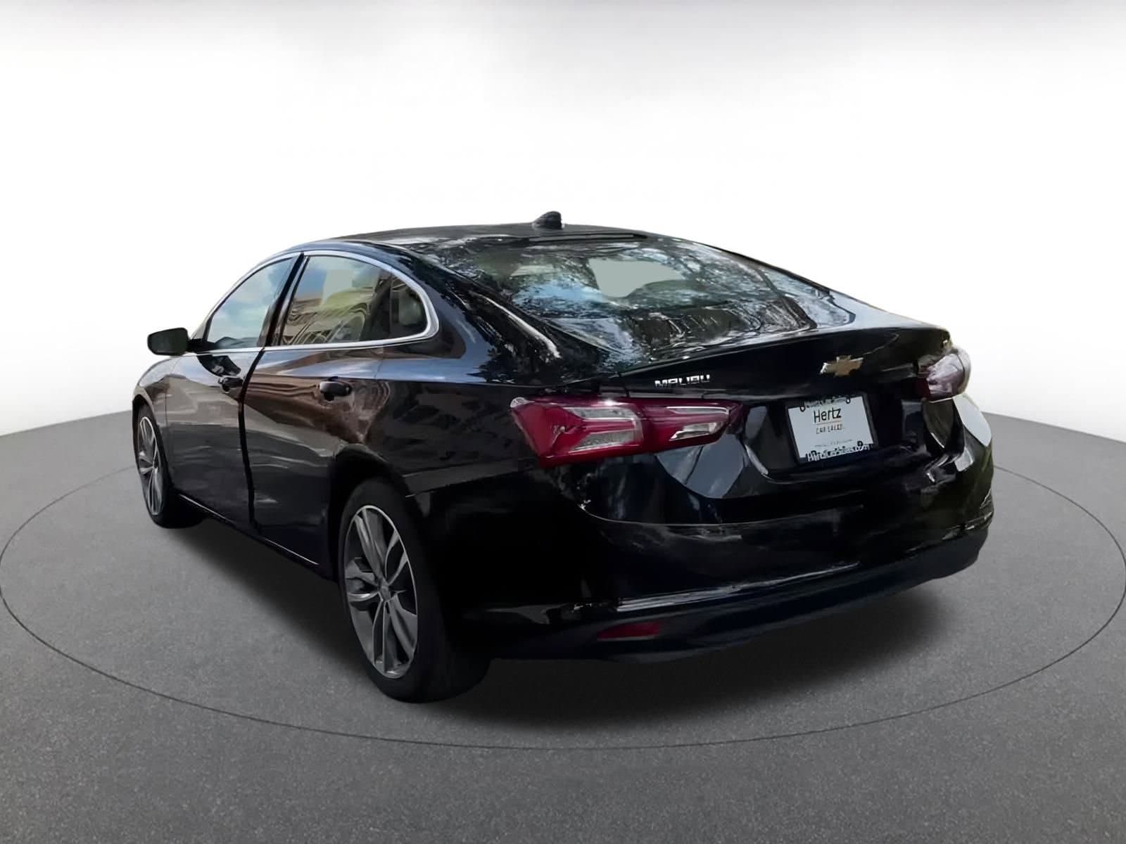 Thumbnail: 2024 Chevrolet Malibu - 10