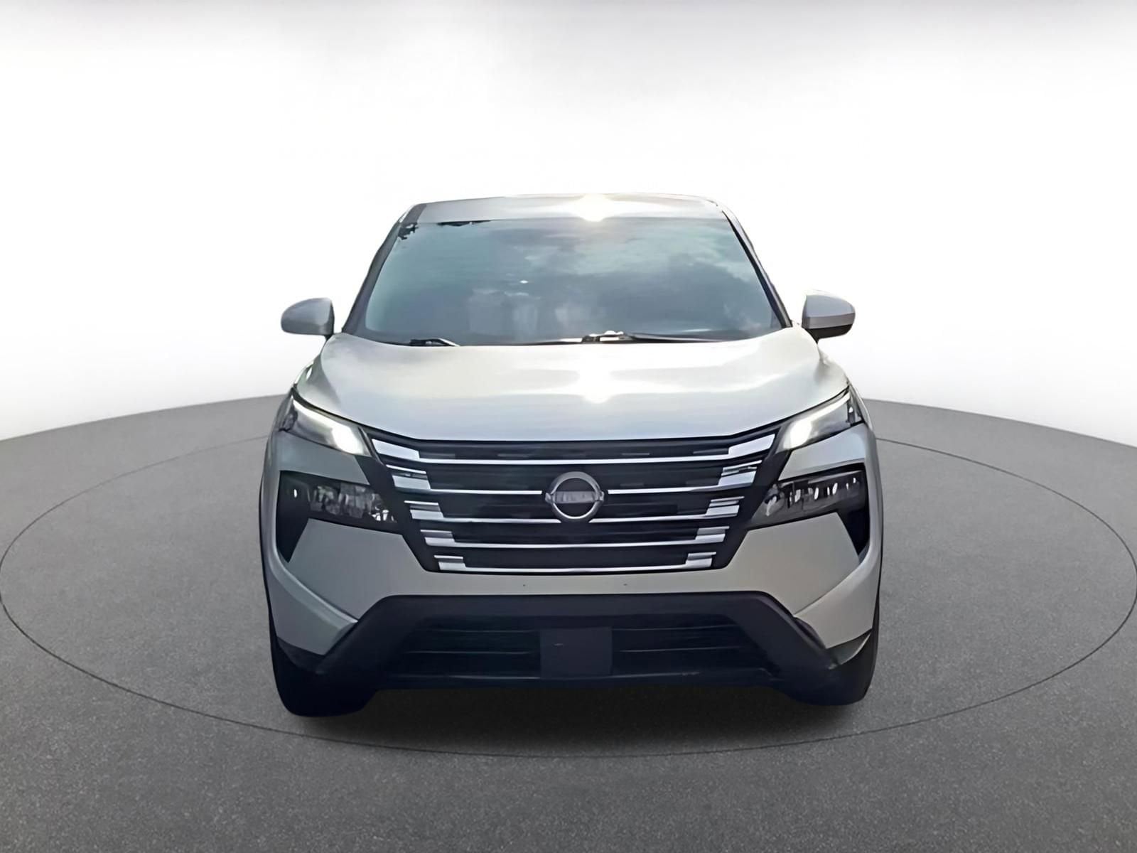 Thumbnail: 2025 Nissan Rogue - 3