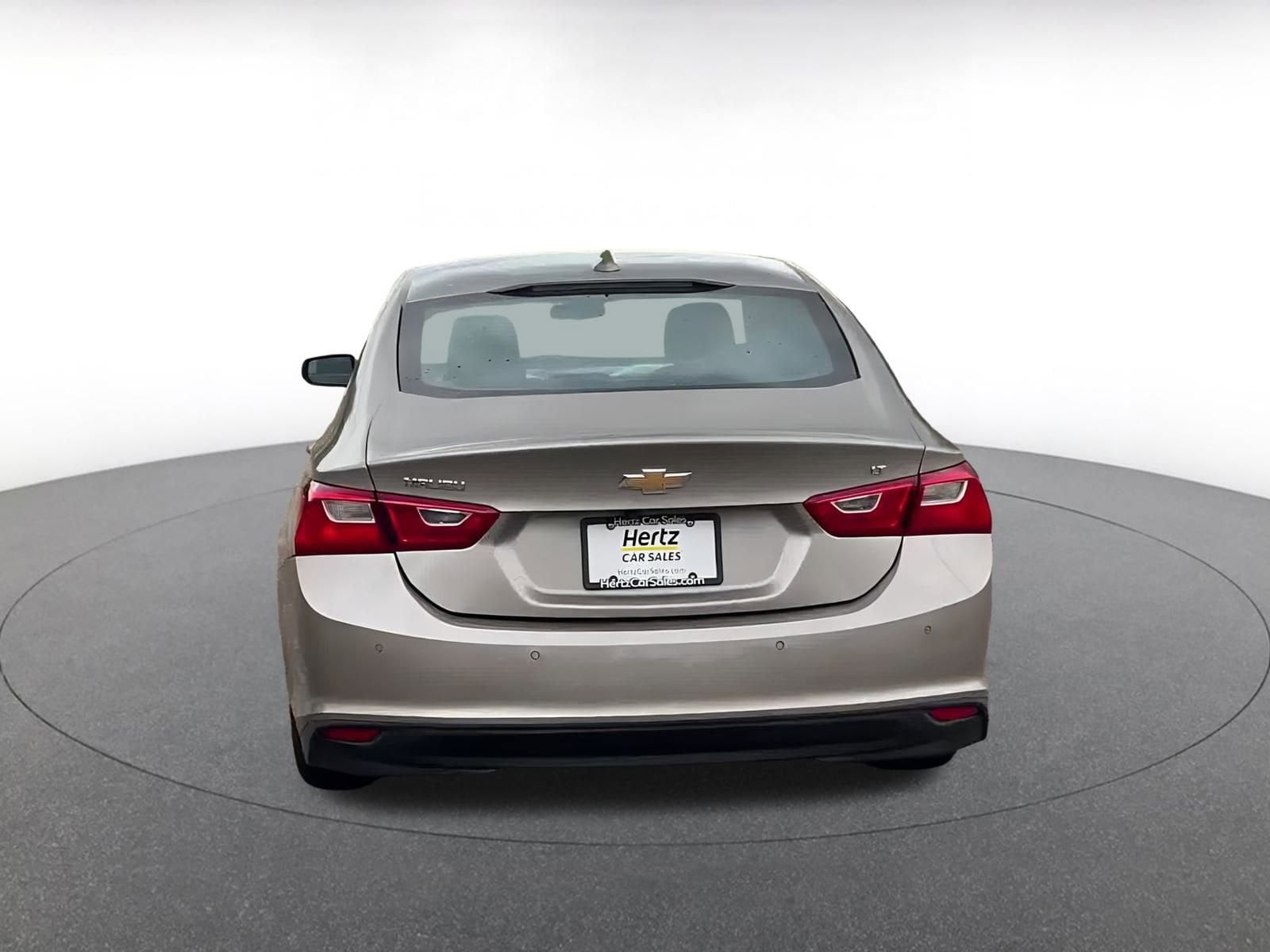 Thumbnail: 2024 Chevrolet Malibu - 12